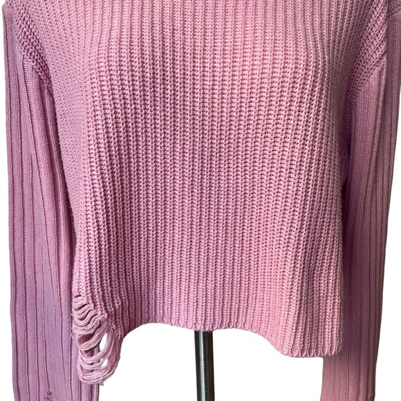 POL Chunky Mock Turtleneck Wide Sleeve Cropped Hi-Low Hem Distressed Sweater - Picture 14 of 16